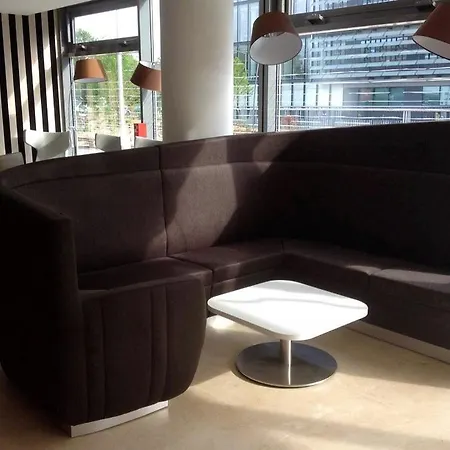 Residhome Paris Les Moulineaux Issy-les-Moulineaux