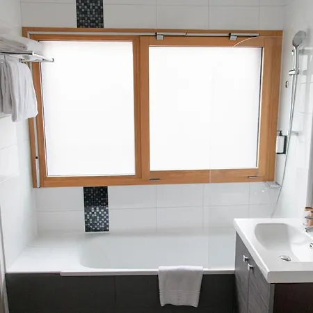 Apartahotel Residhome Paris Les Moulineaux 4*