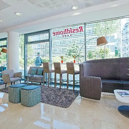 Residhome Paris Les Moulineaux Aparthotel 4*