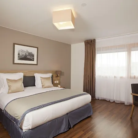 Residhome Paris Les Moulineaux Aparthotel