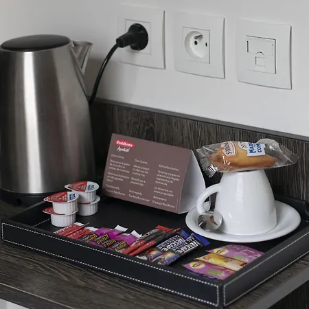 Residhome Paris Les Moulineaux 4*