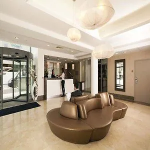 Residhome Paris Les Moulineaux 4*
