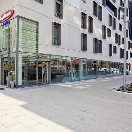 Residhome Paris Les Moulineaux Aparthotel
