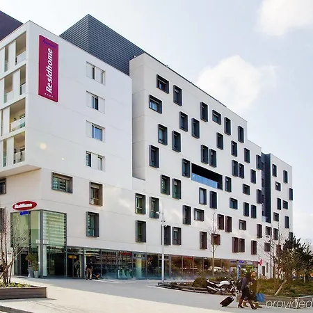 Residhome Paris Les Moulineaux 4* Issy-les-Moulineaux