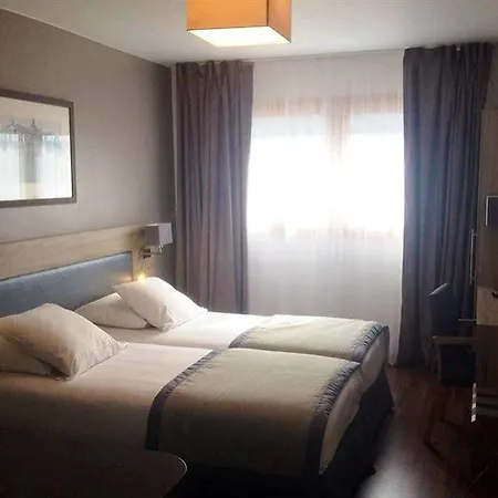 Residhome Paris Les Moulineaux Lägenhetshotell 4*