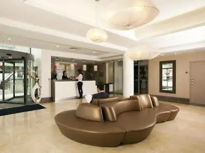 Residhome Paris Les Moulineaux Apartahotel 4*